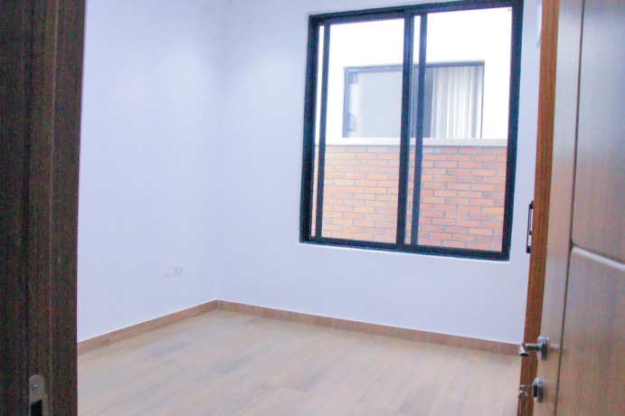 kibagabaga-very-nice-new-luxurious-house-for-sale-near-pili-pili-in-kigali-big-7
