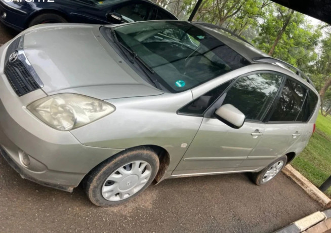 toyota-corolla-verso-automatic-2003-for-sale-big-4