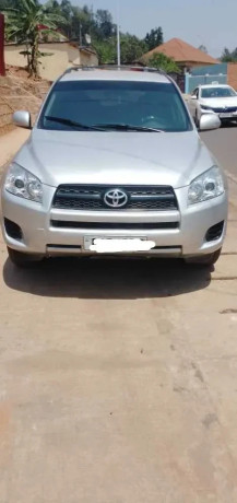 toyota-rav4-big-0