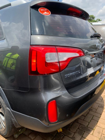 bs-14-kia-sorento-2013-grey-for-sale-clean-and-well-maintained-kia-sorento-jeep-for-sale-big-6