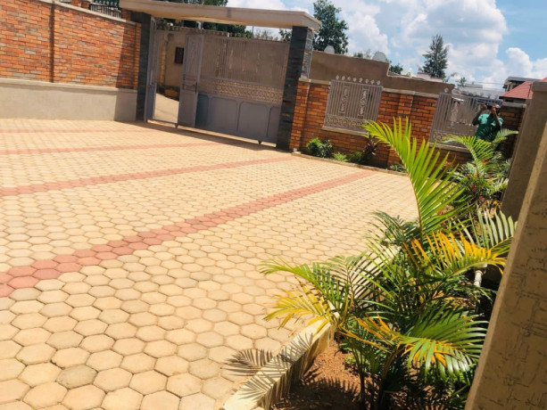 kigali-house-for-sale-in-rwanda-gacuriro-big-7