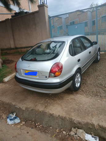 toyota-corolla-big-0