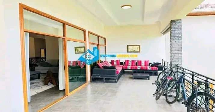 full-furnished-house-for-rent-in-rebero-in-vip-neighbourhood-big-9