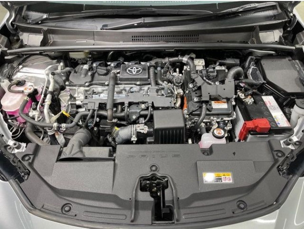 2023-toyota-prius-x-big-4