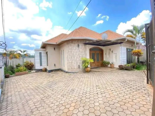 unfurnished-house-for-rent-in-kibagabaga-on-tarmac-road-big-0