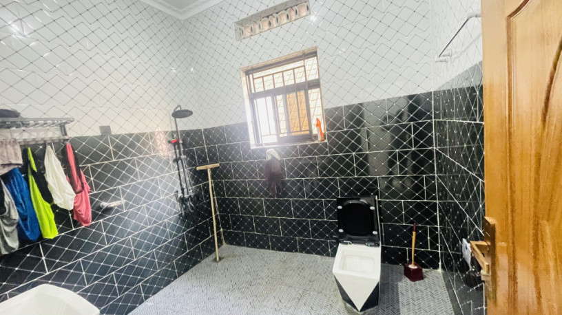 kimironko-near-market-5bedrooms-house-for-sale-at-230m-on-tarmac-roaf-big-7