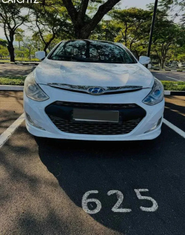 hyundai-sonata-big-0