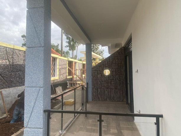 kimironko-house-for-sale-in-kigali-big-3