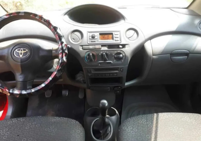 toyota-yaris-big-1