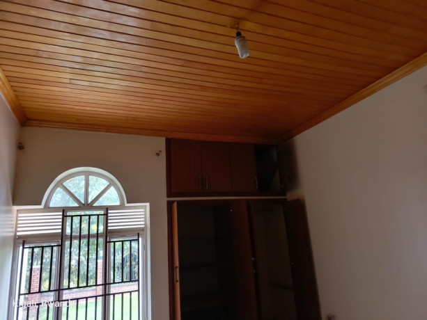 kibagabaga-house-for-sale-in-kigali-big-6