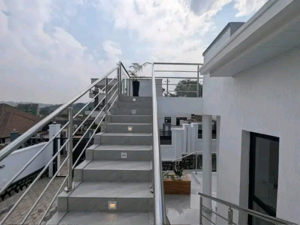 kibagabaga-kigali-gorgeous-house-sale-at-280millions-big-7