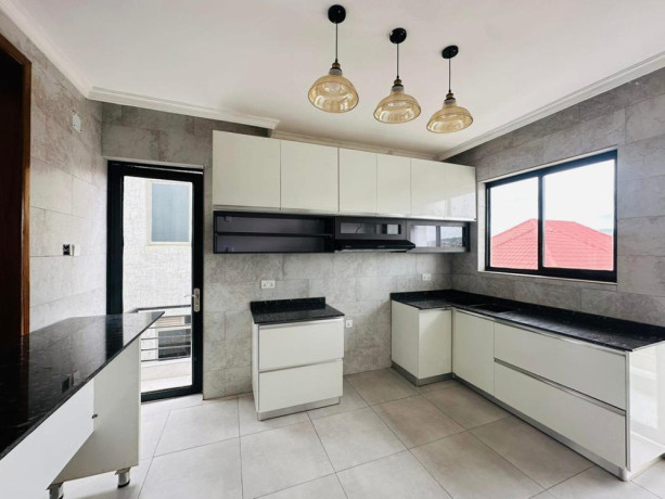 new-clean-modern-house-for-sale-in-kibagabaga-big-6