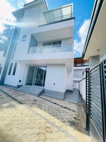 gishushu-6-bedrooms-house-for-sale-at-500m-in-good-location-big-3