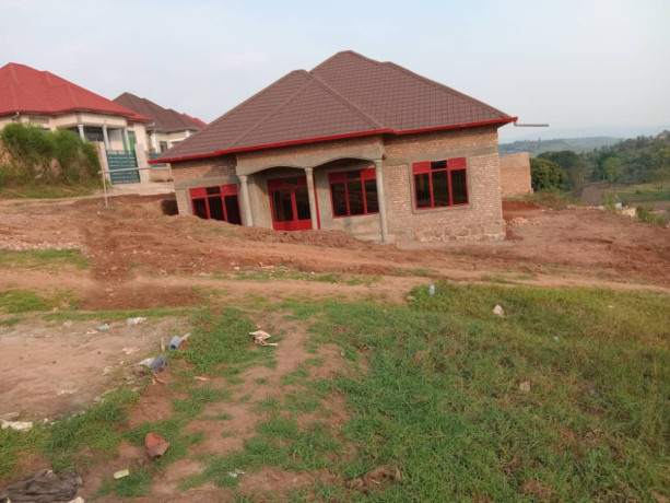 kanombe-busanza-house-for-sale-in-kigali-big-1