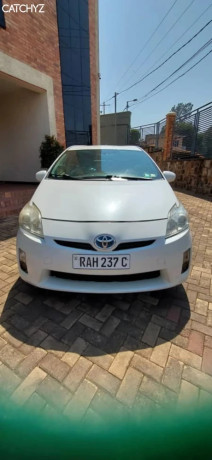 toyota-prius-hybrid-with-orginal-sterling-for-sale-big-0