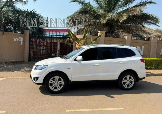 hyundai-santafe-big-1