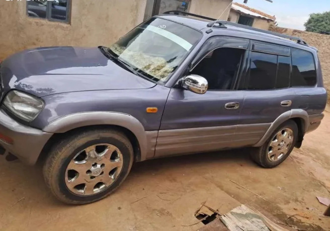 toyota-rav4-big-1