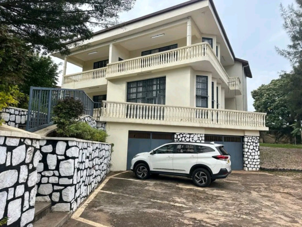 un-furnished-big-plot-office-for-sale-in-kimihurura-big-3