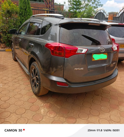 toyota-rav4-big-1