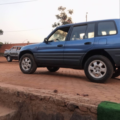 toyota-rav4-big-1