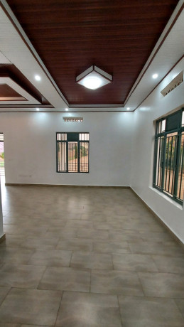 kigali-unfurnished-house-for-rent-in-kicukiro-big-5