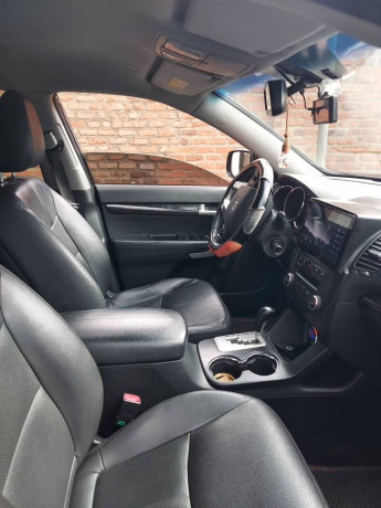 kia-sorento-in-good-condition-big-1