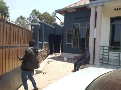 maison-a-vendre-a-gahanga-big-5