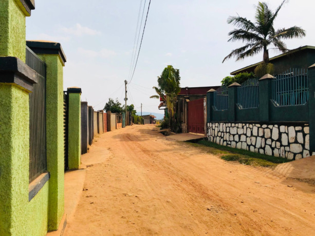 kagugu-house-for-sale-with-big-plot-big-2