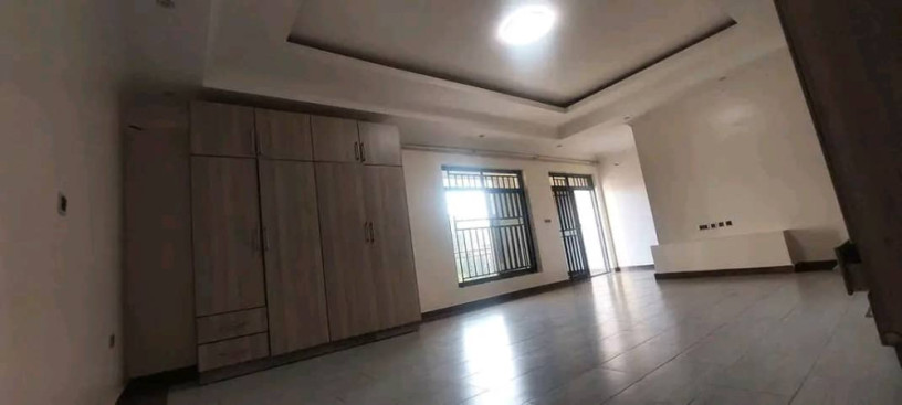 kibagabaga-house-for-rent-4-bedrooms-4-bathrooms-1000-equivalent-in-francs-big-3