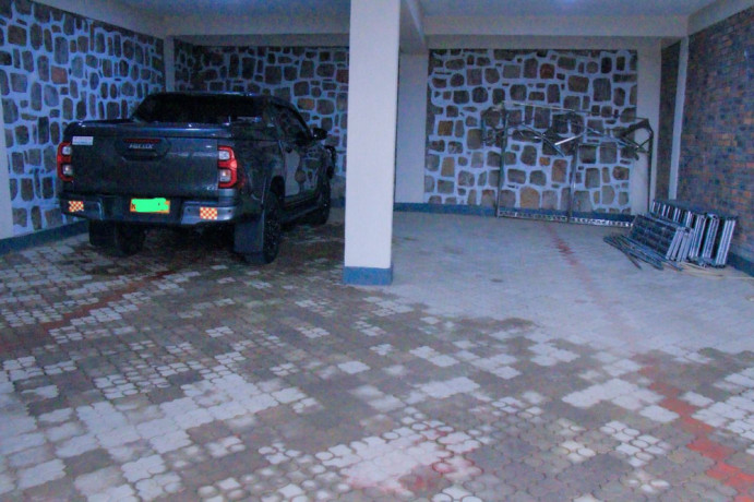 ep-067-kibagabaga-kibagabaga-very-nice-new-luxurious-house-for-sale-near-pili-pili-in-kigali-rwanda-big-13