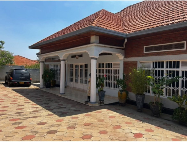 kigali-luxury-house-for-sale-in-gisozi-big-2