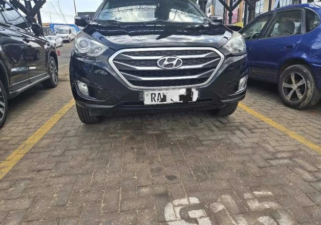 hyundai-tucson-big-0