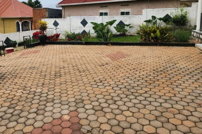 bs-68-very-nice-furnished-house-for-rent-in-gacuriro-big-6
