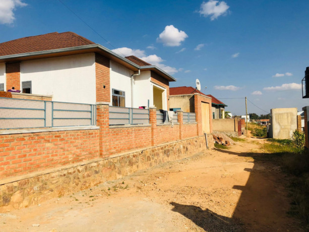 kimironko-plot-for-sale-big-1