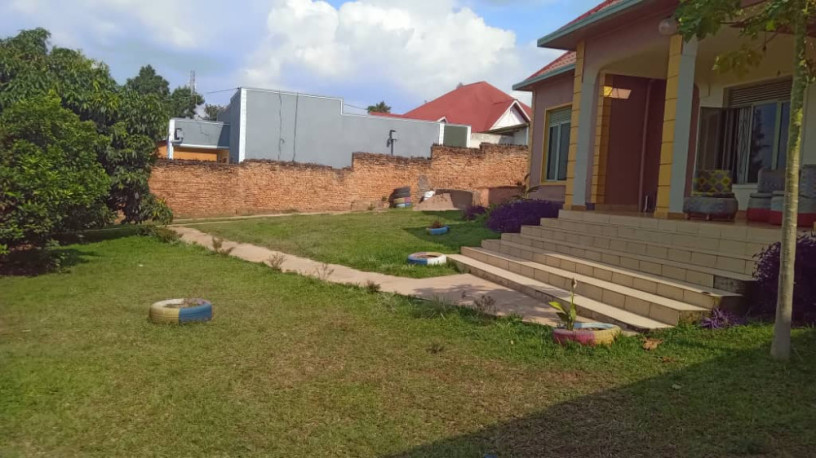 kigali-house-for-sale-in-remera-big-6