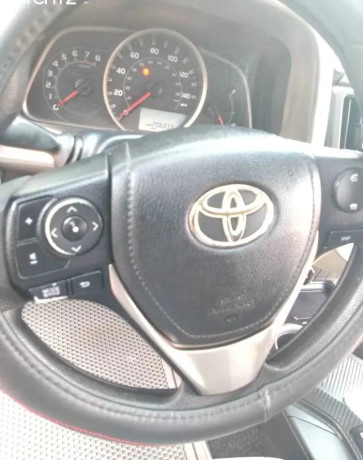 toyota-rav-4-petrol-for-sale-big-4