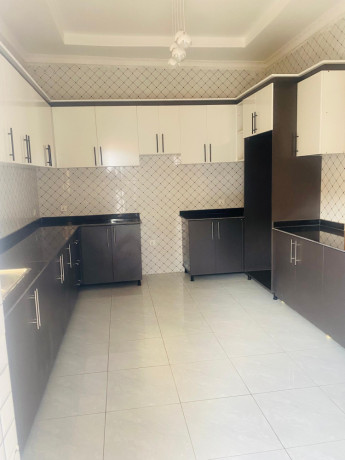 kigali-house-for-sale-in-kagarama-big-4