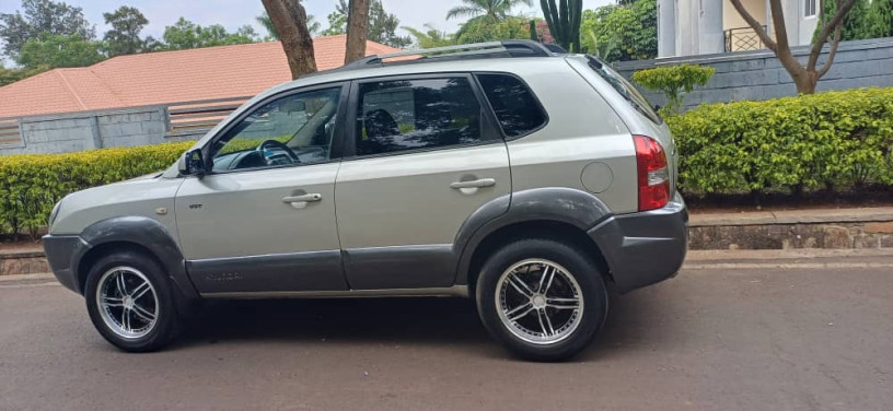 hyundai-tucson-big-0