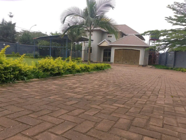 discover-this-exceptional-property-for-sale-in-prestige-neighbourhood-of-gacuriro-big-0