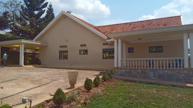 remera-near-rdb-villa-house-for-sale-with-1509sqm-on-tarmac-road-at-250m172-000usd-big-8