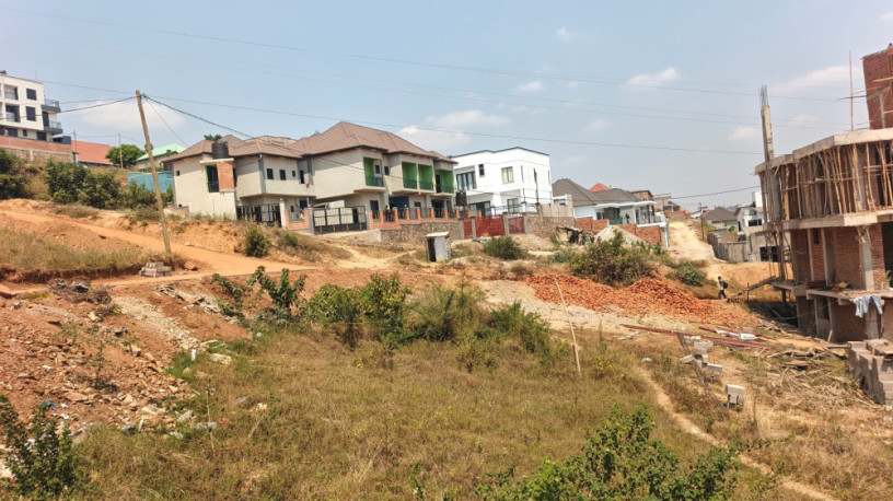 ikibanza-tugurisha-60m-kanombe-kabeza-big-2