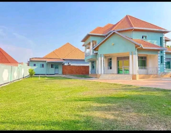 kibagabaga-unfurnished-house-for-rent-big-2