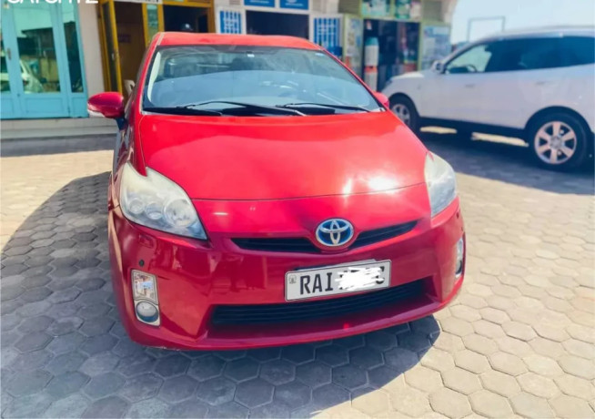 toyota-prius-big-3