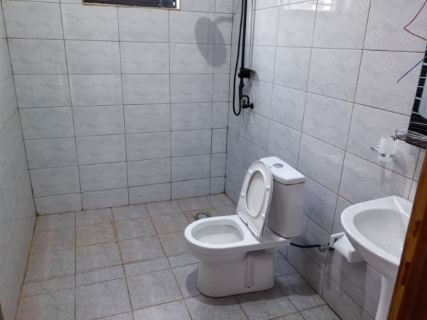 house-for-sale-kanombe-busanza-rwf-150000000-big-5