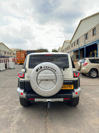 tb-130-toyota-toyota-fj-automatic-2015-for-sale-at-35500-usd-make-toyota-cruiser-fj-big-3