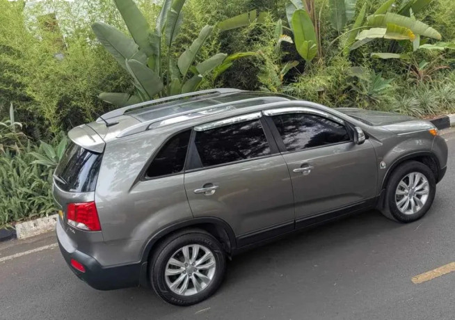 kia-sorento-big-0