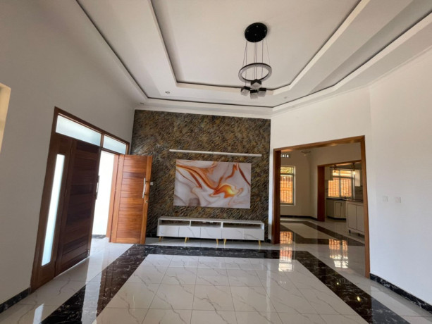 kigali-house-for-rent-in-kanombe-big-5