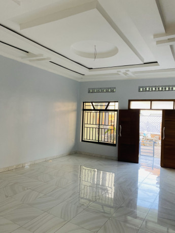 kigali-unfurnished-house-for-sale-in-kanombe-big-8