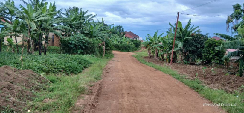 plot-for-sale-inbusanza-at-a-good-price-big-1