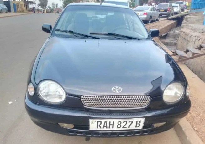 toyota-corolla-big-0